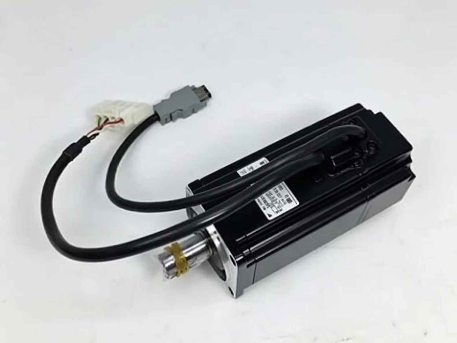 SCM Yaskawa SGMAH-03DAA61 AC Servo Motor 0001335103F